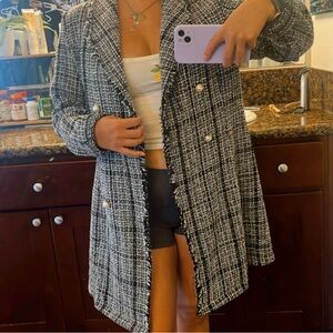 BLACK AND WHITE COAT